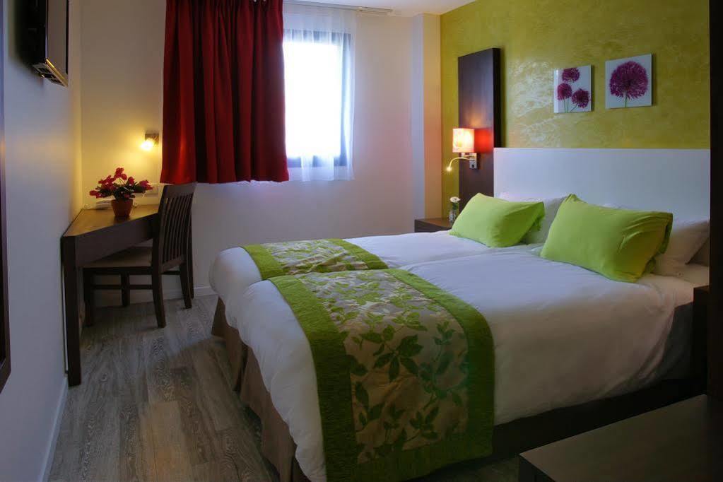 Hotel Paris Pacific Paris-Villejuif- Pres Du Metro L'Hay Les Roses Ligne 14 - Direct Paris-Aeroport Orly Et Institut Gustave Roussi Camera foto